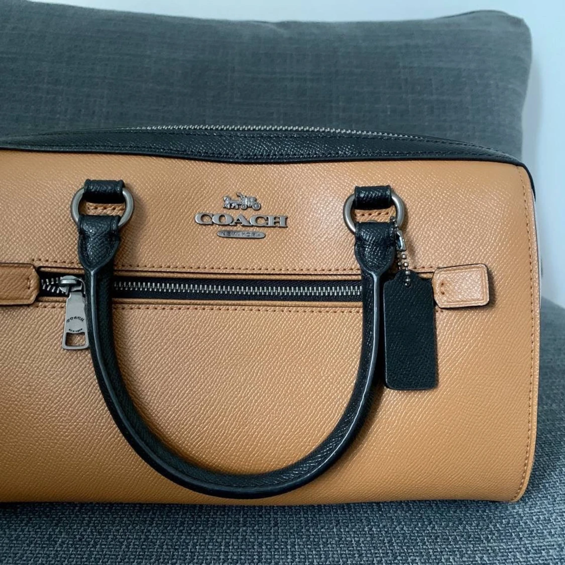 Coach Rowan Satchel bag- beige/svart/vit