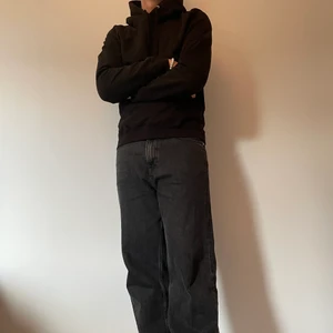 Svart Hoodie - 175, strl: S