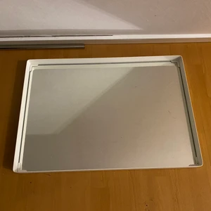 Spegel  - Tror den är från Ikea. 🌷