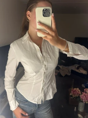 Figursydd skjorta 🤍 - Från brandy Melville! 😍