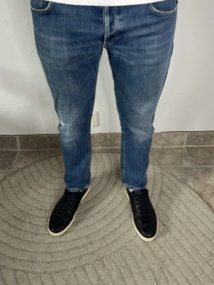 Dondup Mius Jeans - CONDITION — 9/10 Excellent condition.  Light signs of wear.     SIZE — 34 Model is 185 cm, 80kg  MEASUREMENTS (CM) (Please refer to the last photo for measurement guide)  A — 45 cm  B — 96 cm  C — 17 cm