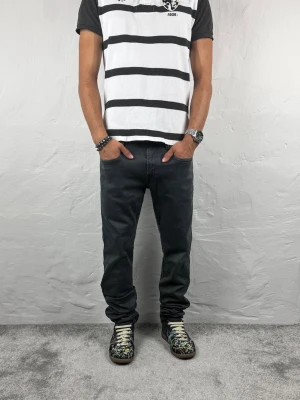 Replay jeans  - Ett par riktigt snygga jeans från replay i storlek W30 L34 i modellen Anbbas