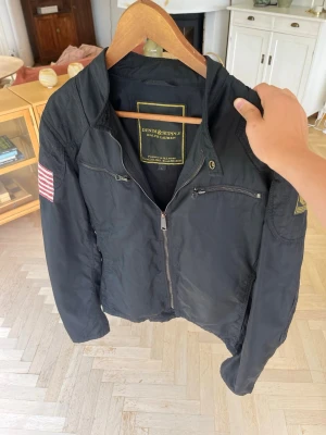 Denim & Supply field jacket jacka Ralph Lauren herr - Sjukt fet Denim & supply Ralph Lauren field jacket/vårjacka i mycket bra skick! |Storlek L, passar även M| Hör av dig vid funderingar!