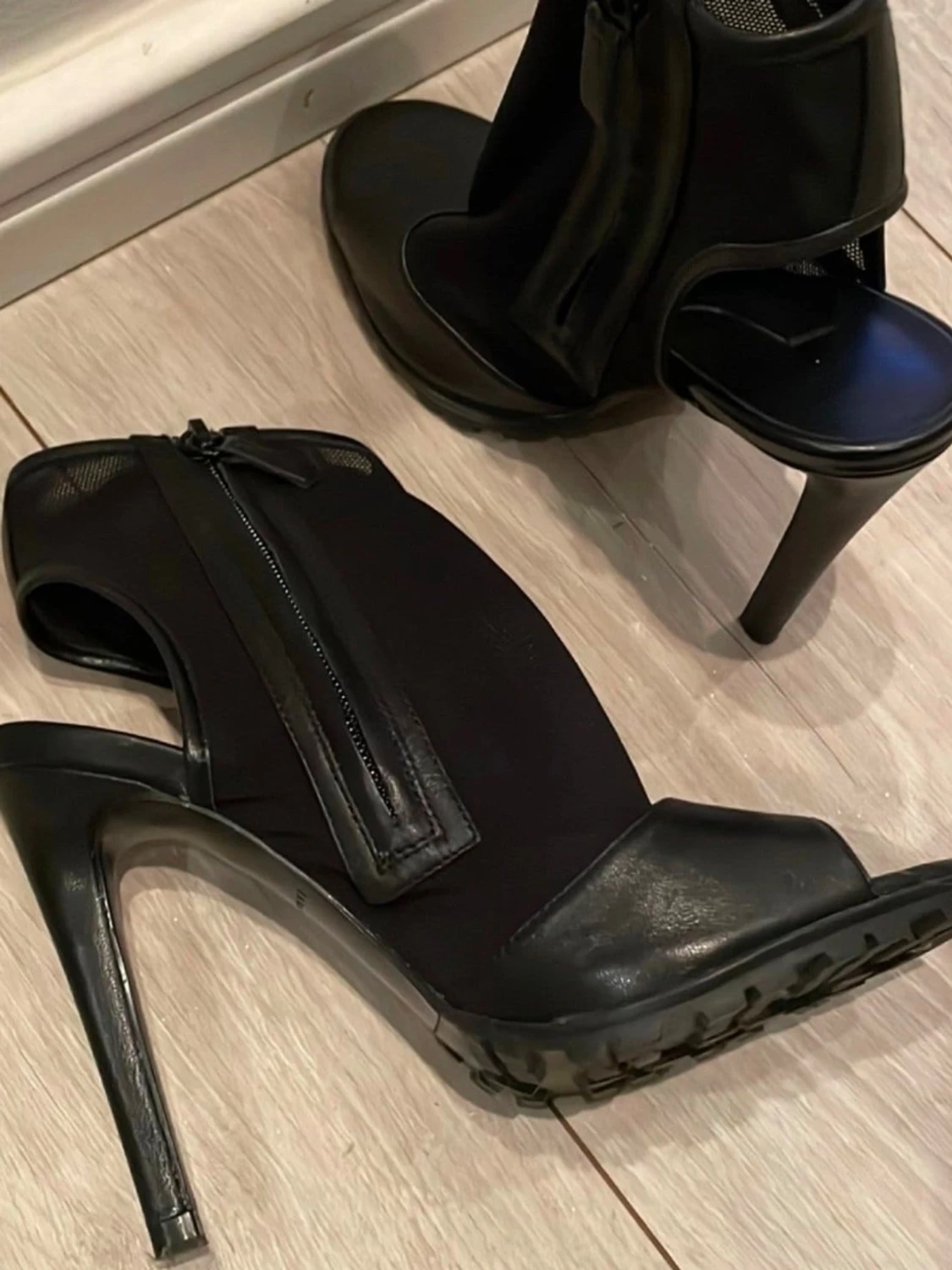 Zara Women pumps med hög klack - 4