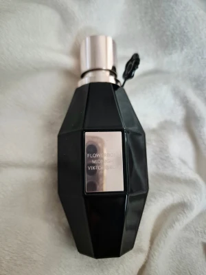 Viktor & Rolf Flowerbomb Midnight 50 ml, oanvänd - Oanvänd
