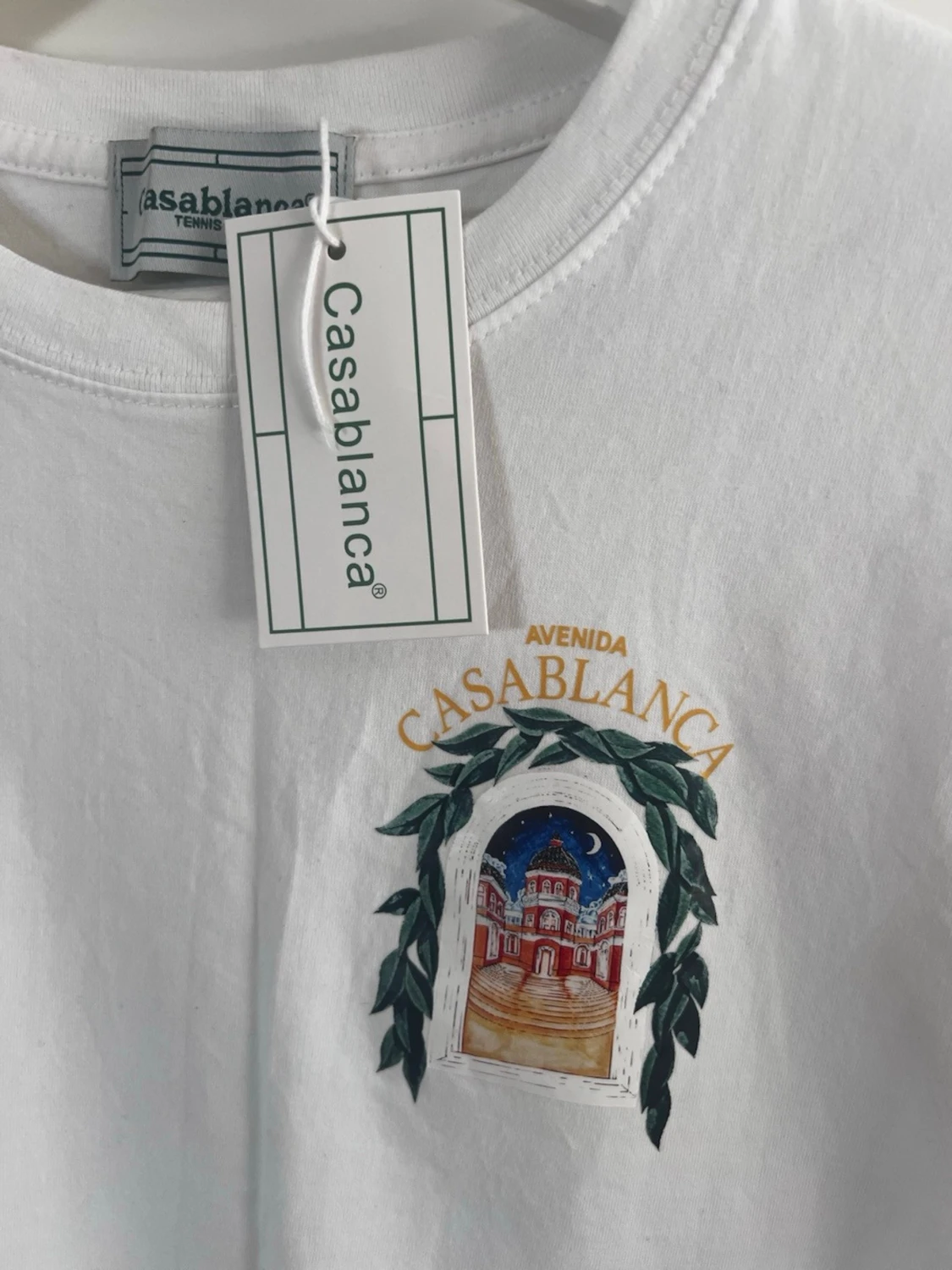 Vit t-shirt med Casablanca tryck fram - 3