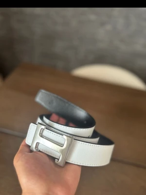 Herme's bälte - Helt nytt! Dm vid intresse!