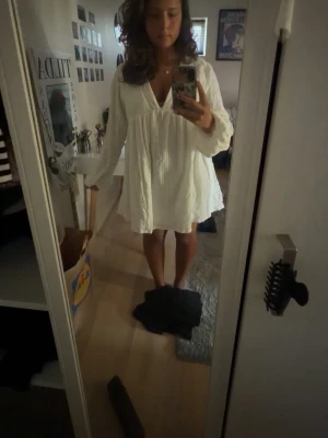 Pull&bear klänning - Söt klänning storlek 38 i mycket bra skick
