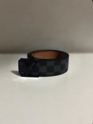 Lv bälte  - helt ny, trygg & säker frakt. spårbar. VÄLJ INSTABOX! SEN FRAKT 