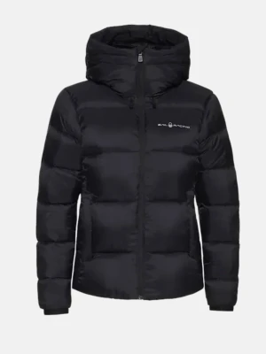  Sail Racing vinter jacka - Stadium nypris 4199:-! Svart dunjacka från Sail Racing. Jackan har en puffig design, dragkedja framtill och två stora fickor. Perfekt för kalla dagar och enkel att matcha. Från  Ger ett super pris för 1250:- då den är mycket bra skick också! storlek S, Passform: Kvinna