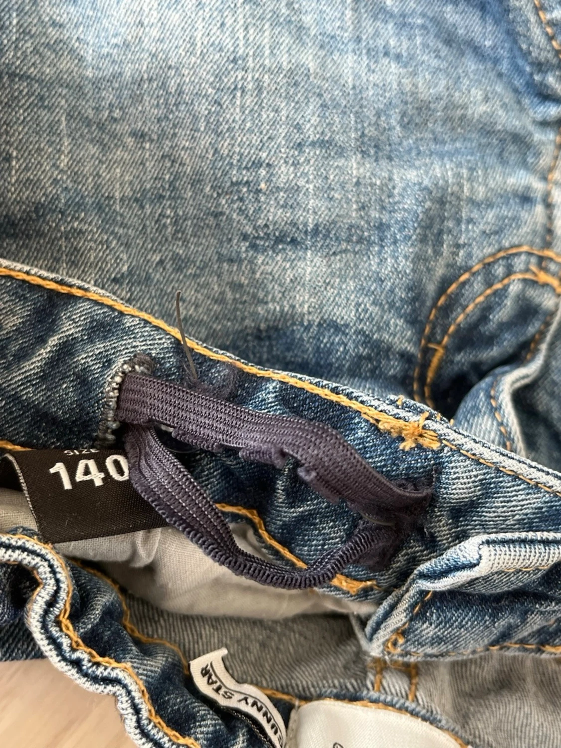 Blå denimshorts med uppvik - 5