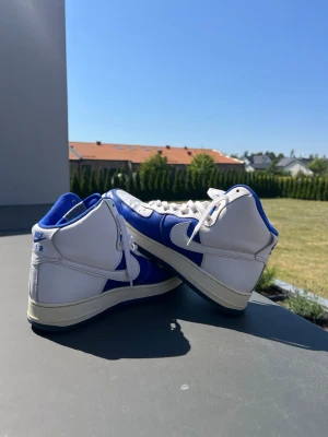 Nike air force  - Säljer dessa Nike air force 1 då de används för lite. Storlek 44 och skicket är bra.