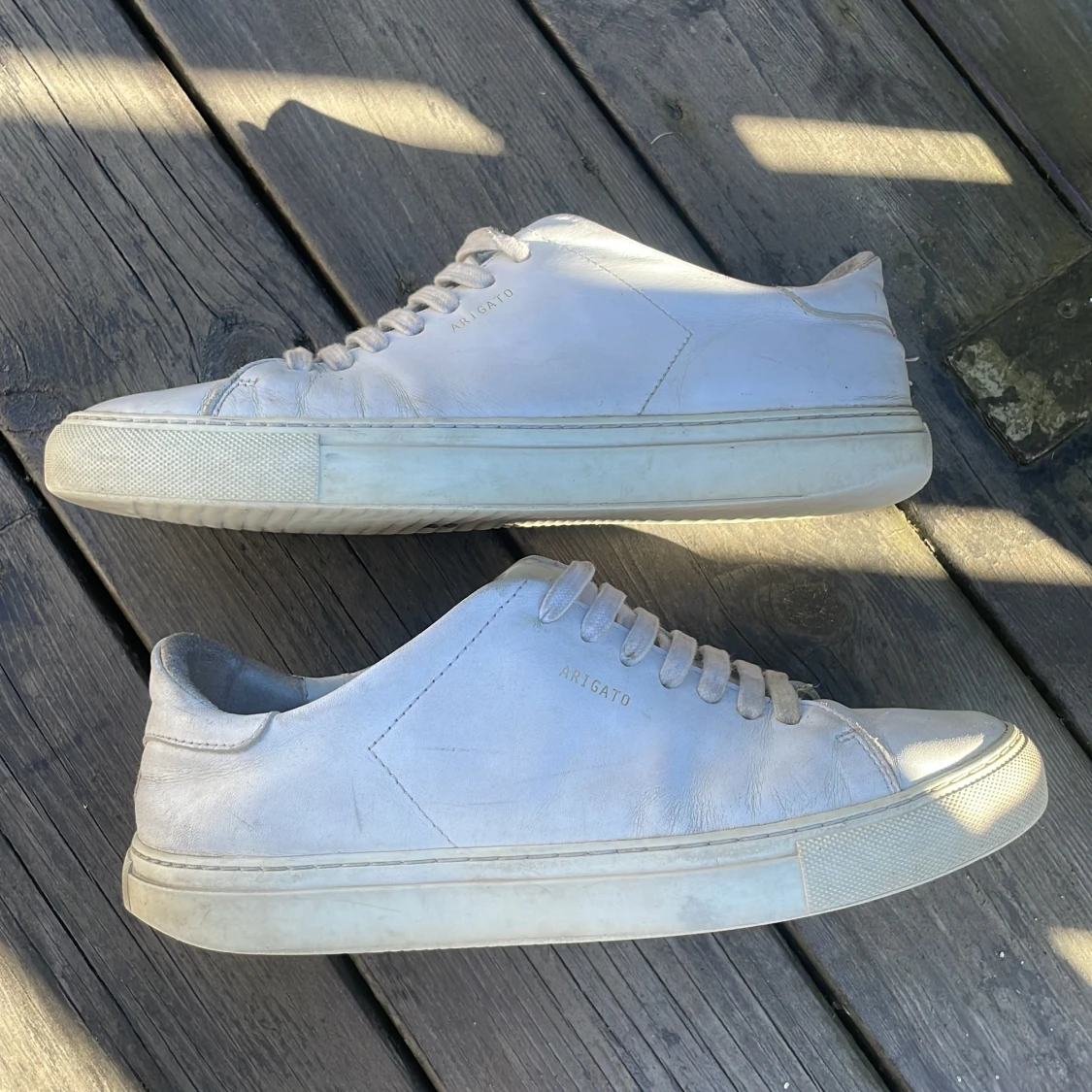 Vita sneakers från Axel Arigato - 4