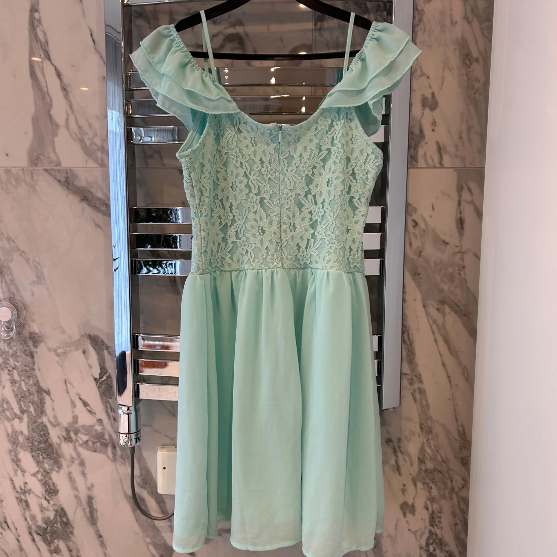 Ljusblå klänning  - 1