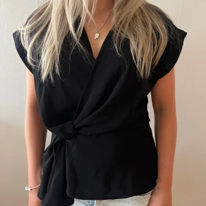 populär zara blus  - Gullig till vardags och till fest !! 💖💖💖💖ALDRIG ANVÄND