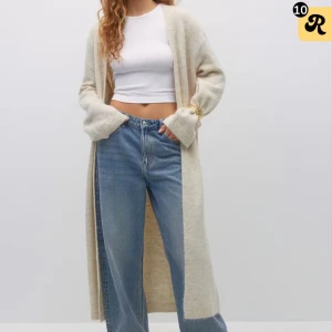 𝓢ö𝓴𝓮𝓻  ”long knitted cardigan” från Gina - Söker long knitted cardigan från Gina i färgen beige och i storlek S/M nananacmon💋 