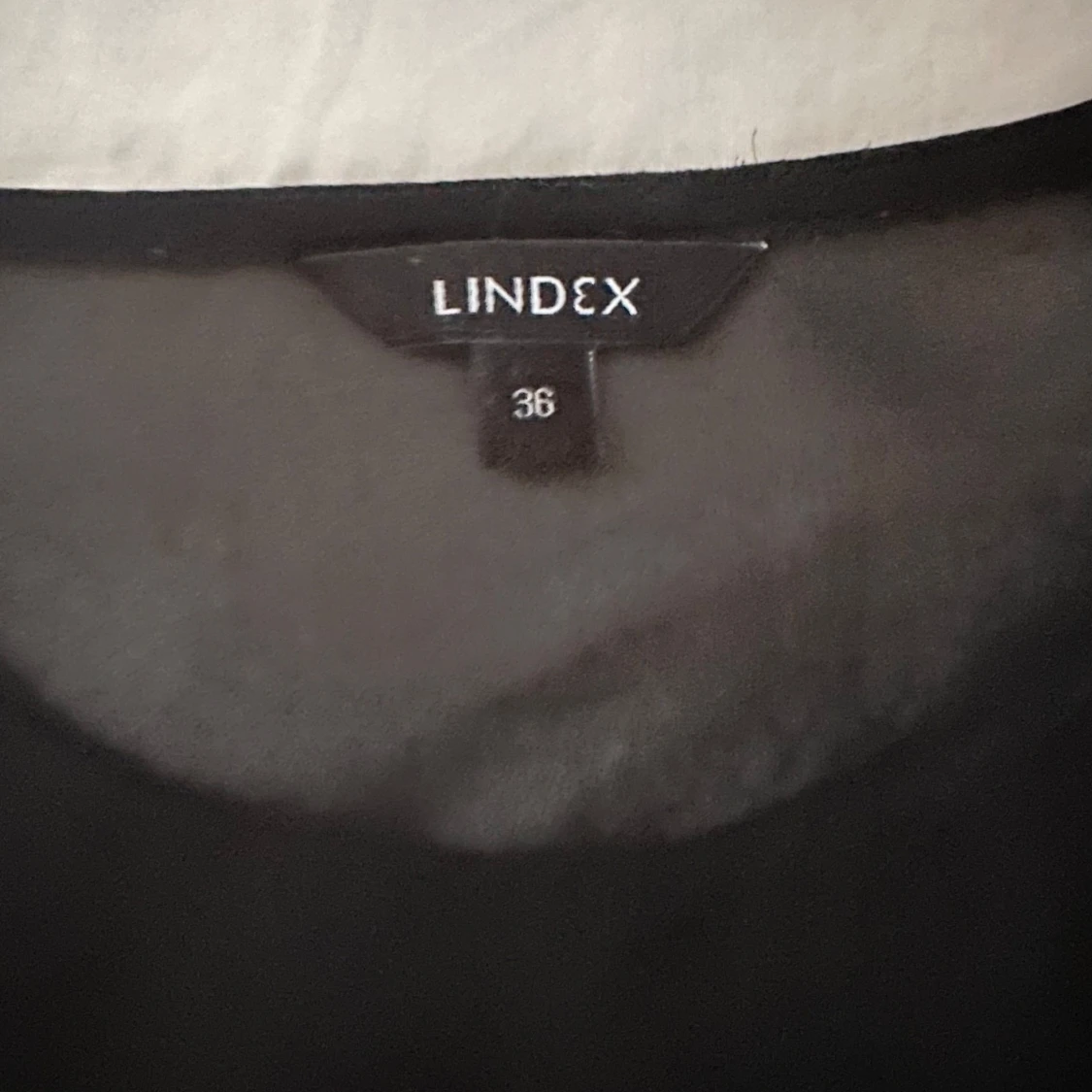 Svart och mörkblå topp från Lindex - 2