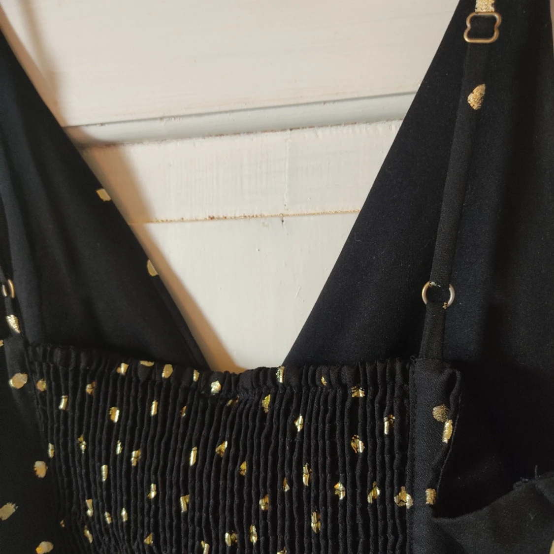 Svart prickig klänning - 3