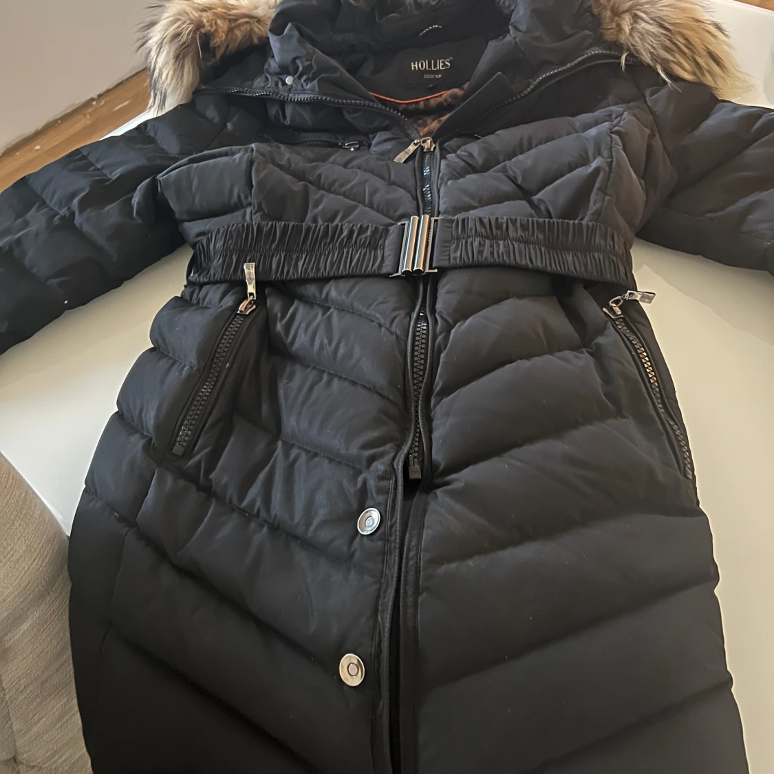 Svart lång dunjacka Hollies  - 3