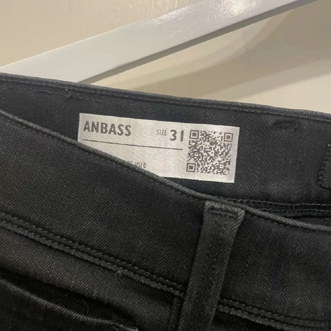 Svarta Replay Anbass jeans, stl 31 - 1