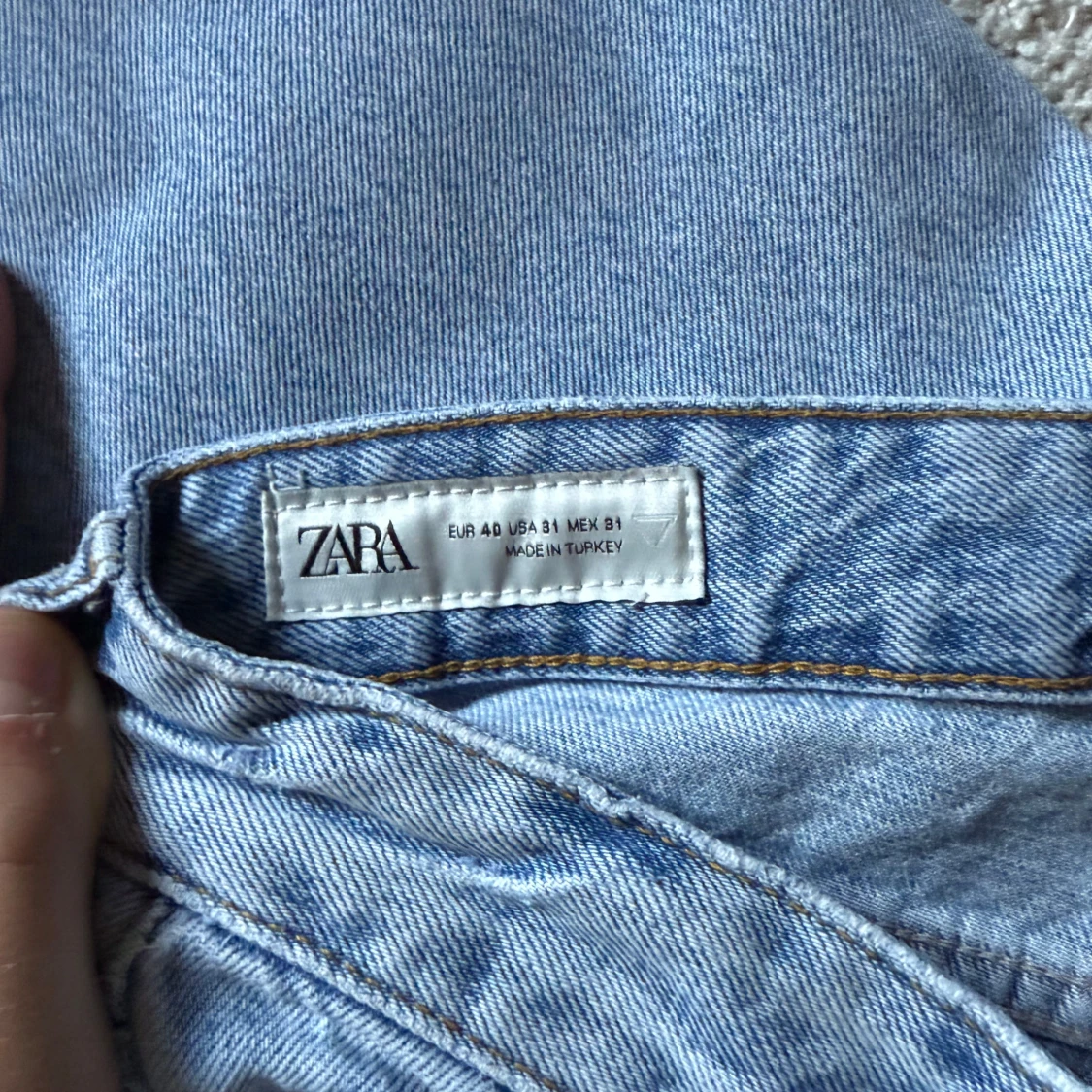 FLARED/BOOTCUT JEANS från Zara - 4