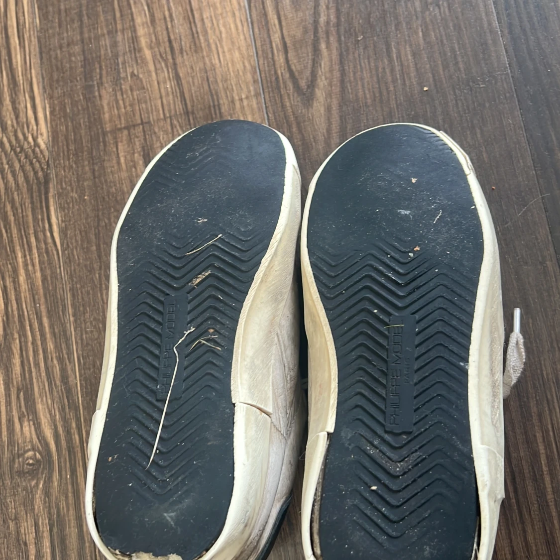 Philippe Model vita sneakers i skinn - 2