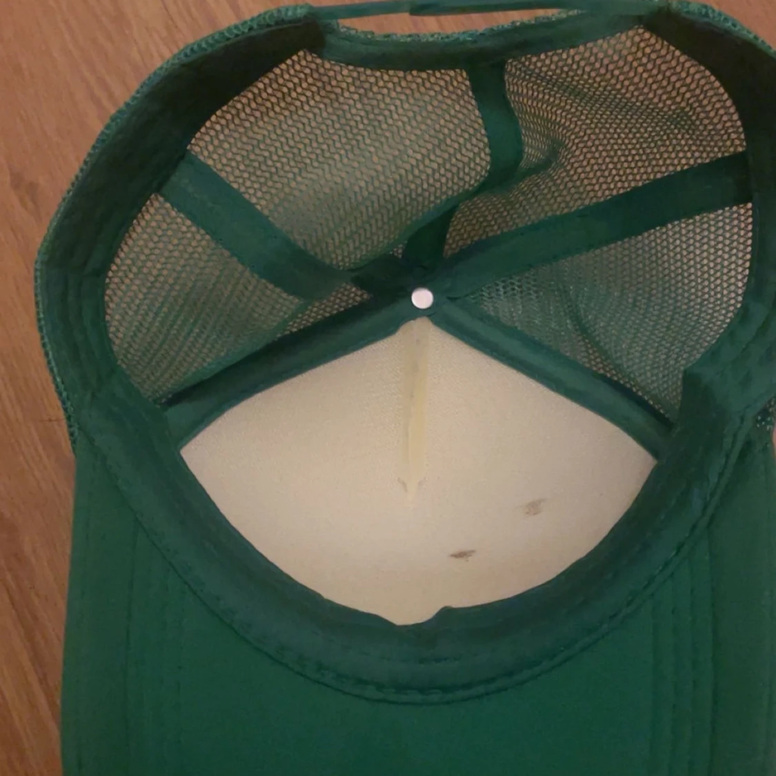 Grön och vit NOCCO truckerkeps - 2