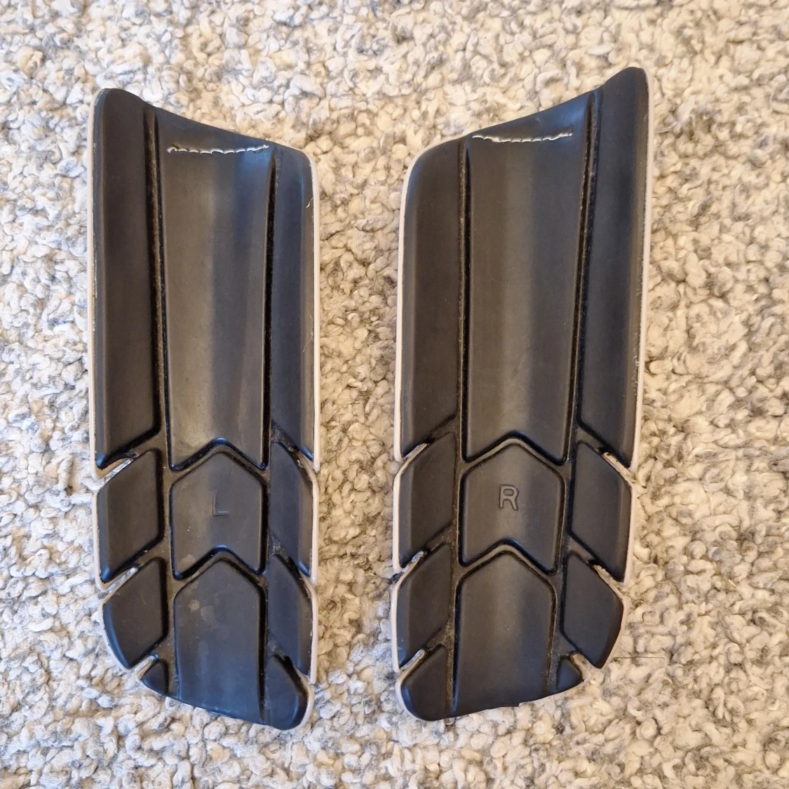 Adidas Ghost Graphic "Paul Pogba" benskydd  - 1