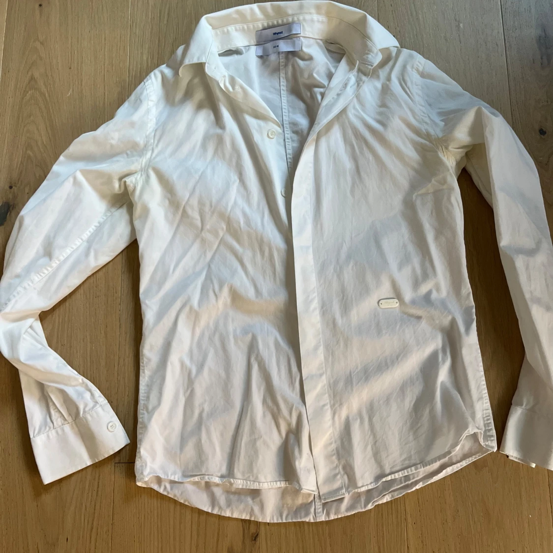 Vita skjortor från Sand och Whyred - 2