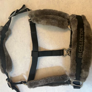 Grimmor - Säljer två för priset av ett då jag bara vill bli av med de💕den gråa är lite rostig på järnet!