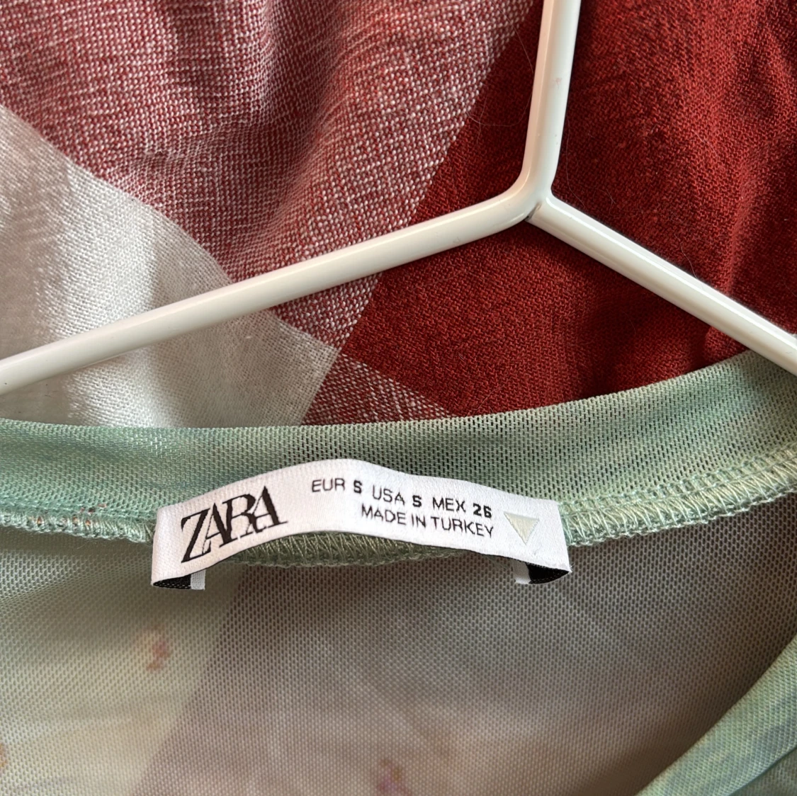 Grön långärmad topp från Zara - 3