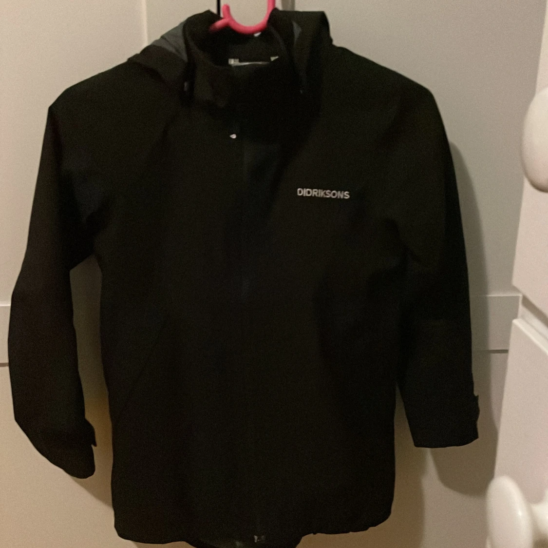 Svart regnjacka från Didriksons - 2