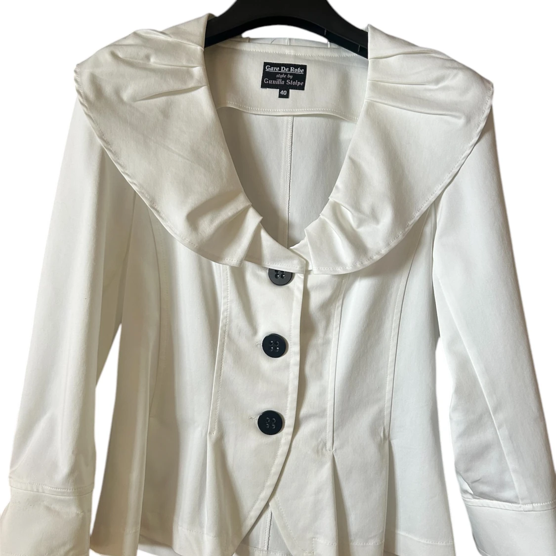 Vit kavaj från Gare De Robe