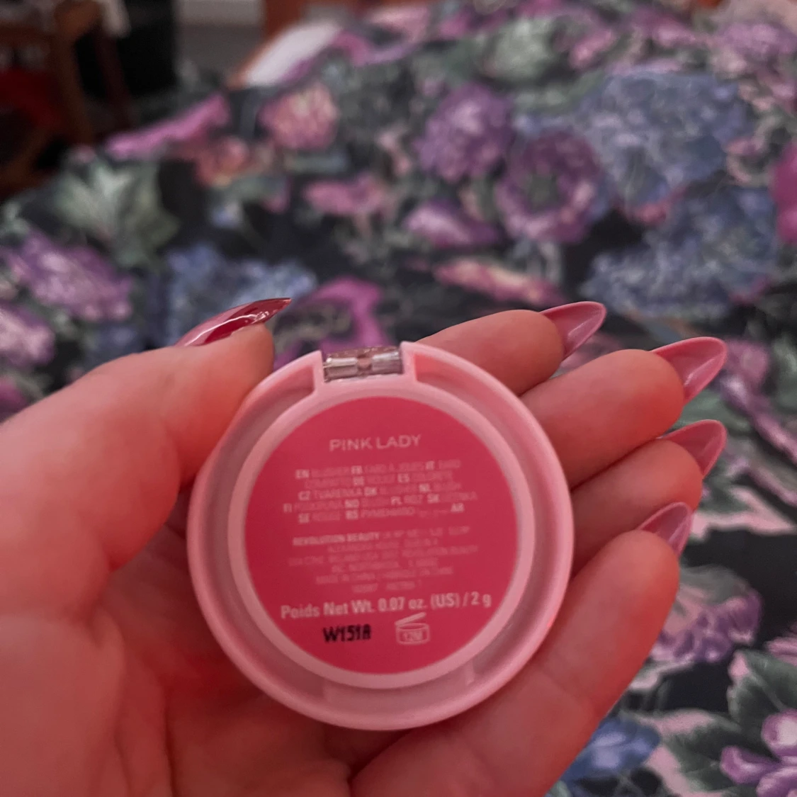 Rouge och highlighter från Revolution - 2