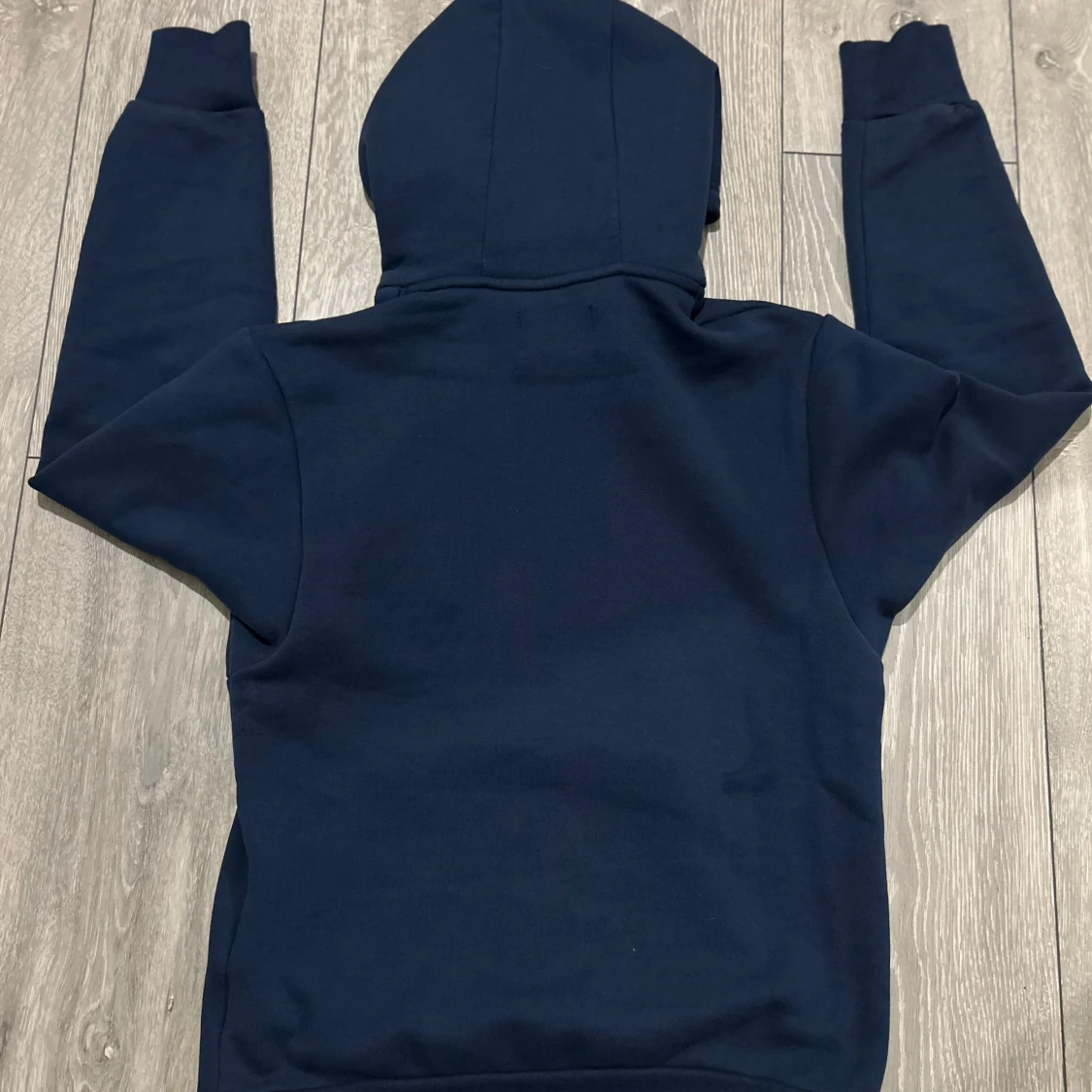 Mörkblå hoodie från Jordan x PSG - 1