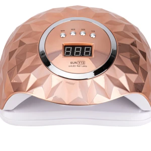 UV LED nagellampa i roséguld - Pris kan diskuteras! Det är ett dyrt märke. Snygg UV LED nagellampa i roséguld med digital display och flera timerinställningar. Perfekt för att härda gel- och shellacklack. Lampan har en modern, diamantmönstrad design och passar både hemma och i salong.
