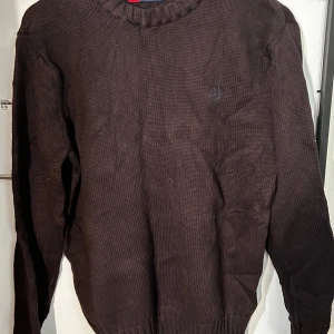 Brown CHAPS Ralph Lauren sweater  - 🎨Irl Colour: Brown  📏UK Size: M (please measurements for reassurance)  📐Measurements  Length 66 Shoulder width 43  🧵Material: 100% Cotton  BUY NOW IS ON  Thanks,