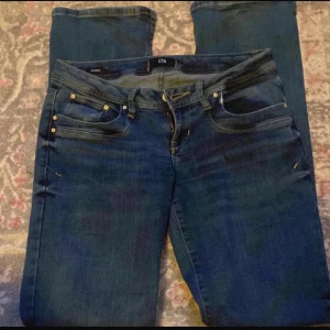 Ltb valerie  - Sprillans nya Ltb jeans, modellen heter valerie. Meddela mig för flera bilder