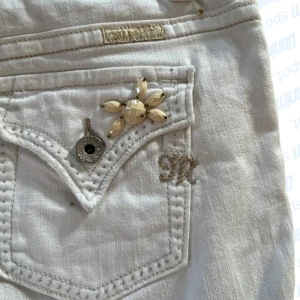 Miss me shorts - Storlek: W27 💙 Skriv om du har frågor!