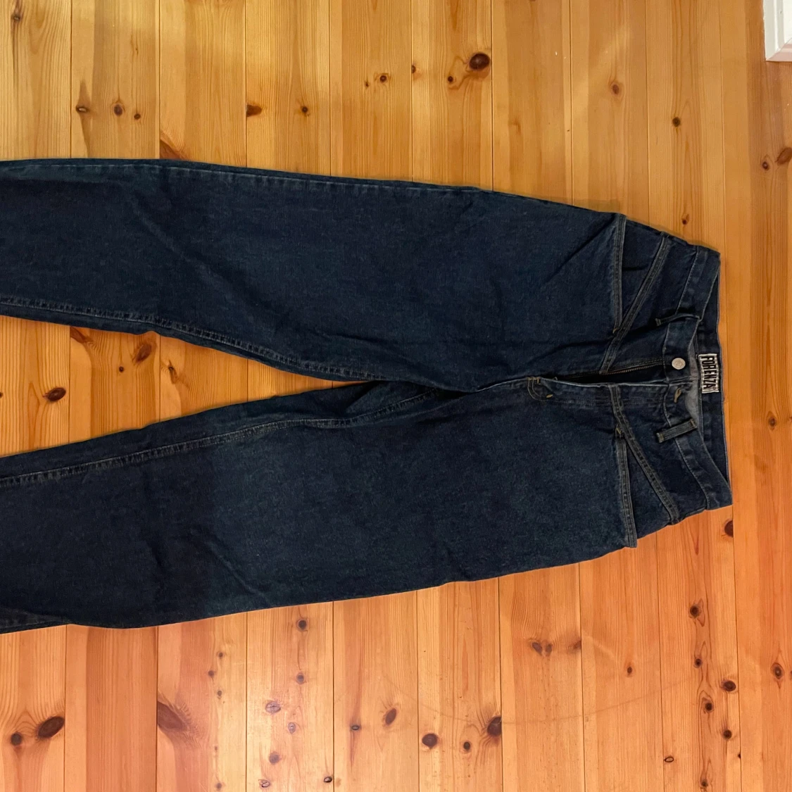 Mörkblå Jeans Forenza 