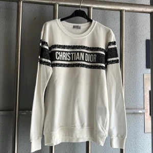 Snygg 😻  - Snygg swishirt fint kvalitet 