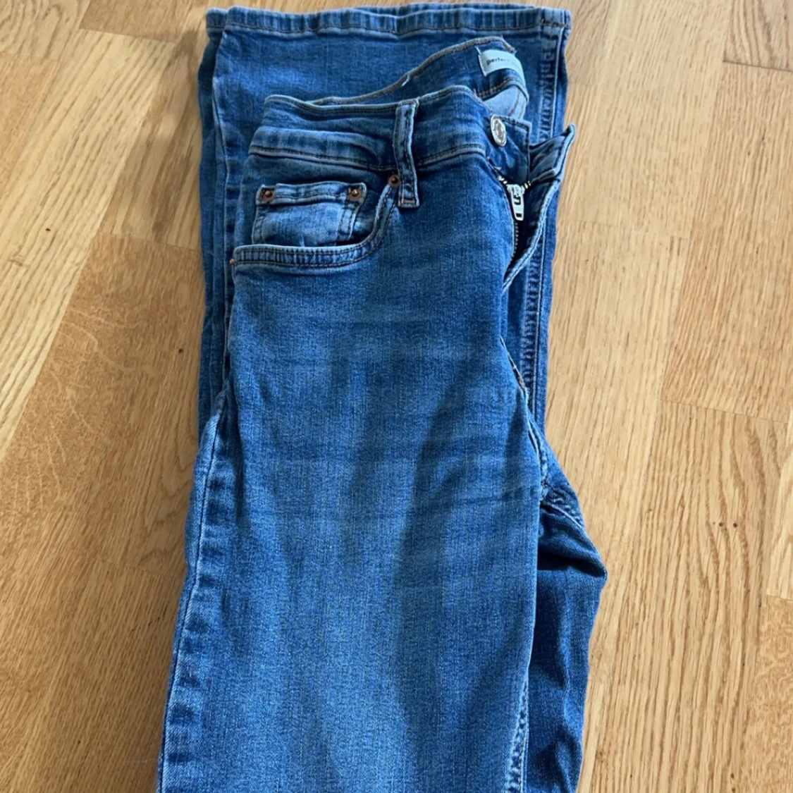Low waist jeans