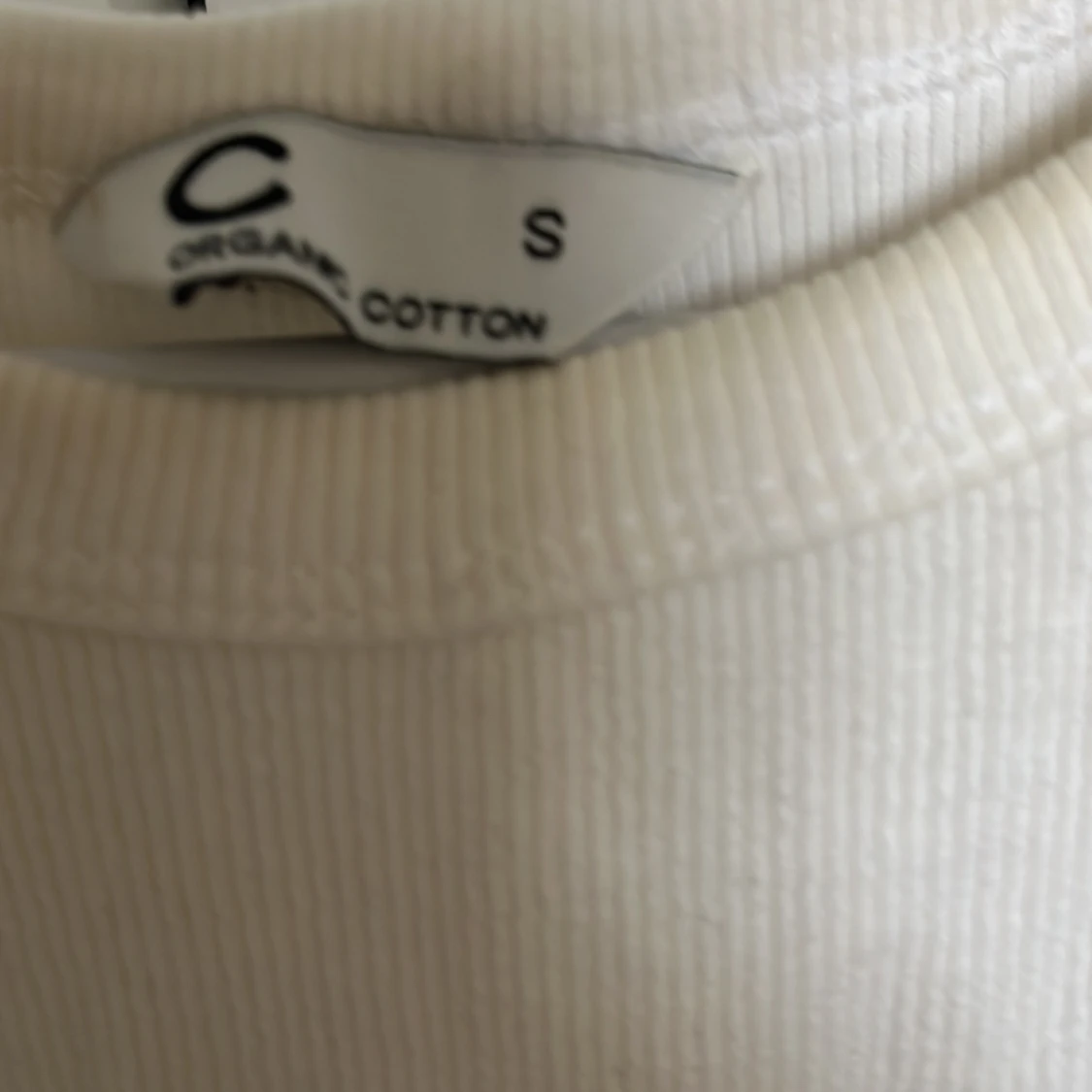 Vit ribbad linnetopp i bomull - 3