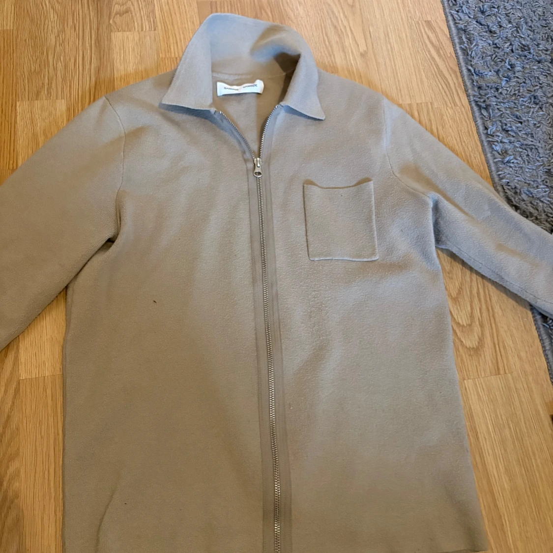Beige overshirt från Samsøe 