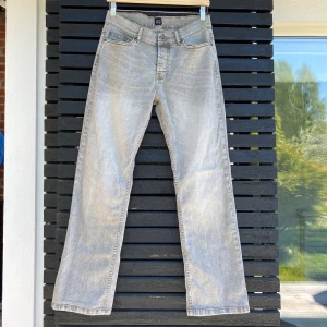 Montén Jeans unreleased  - Tjena, säljer nu dessa riktigt snygga jeans som är ett sample för Montén. Vid minsta lilla fundering så är det bara att höra av sig.   Limited Edition drop, först till kvarn