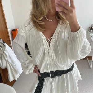 Klänning  - Super fin klänning 😻(skärp ingår inte)