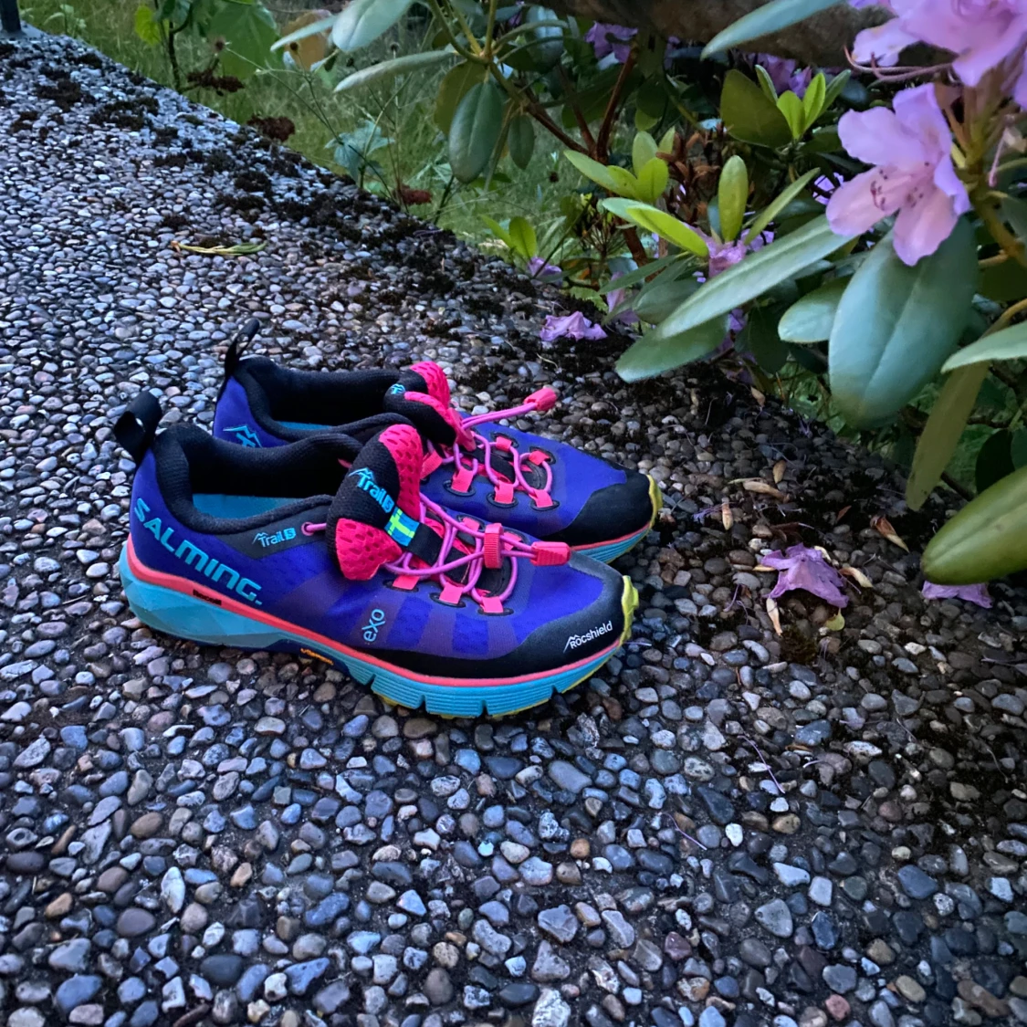 Salming löparskor i blått och rosa - 1