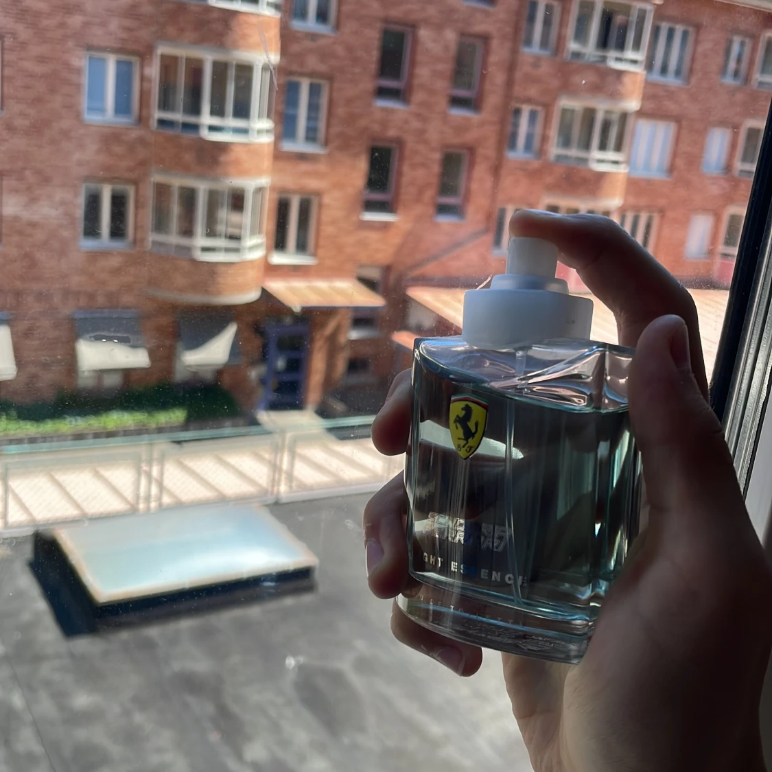 Ferrari Scuderia Light Essence 75ml - 3