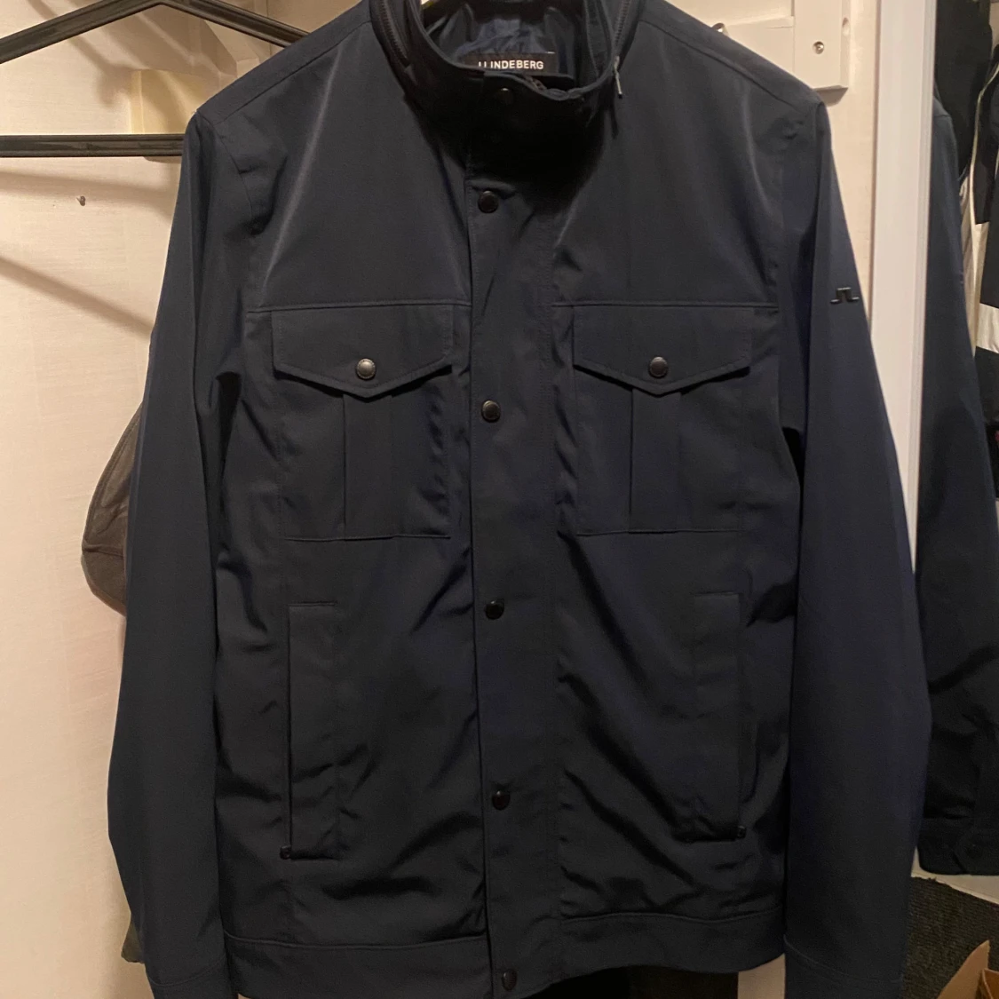 Mörkblå field jacket från J.Lindeberg - 3