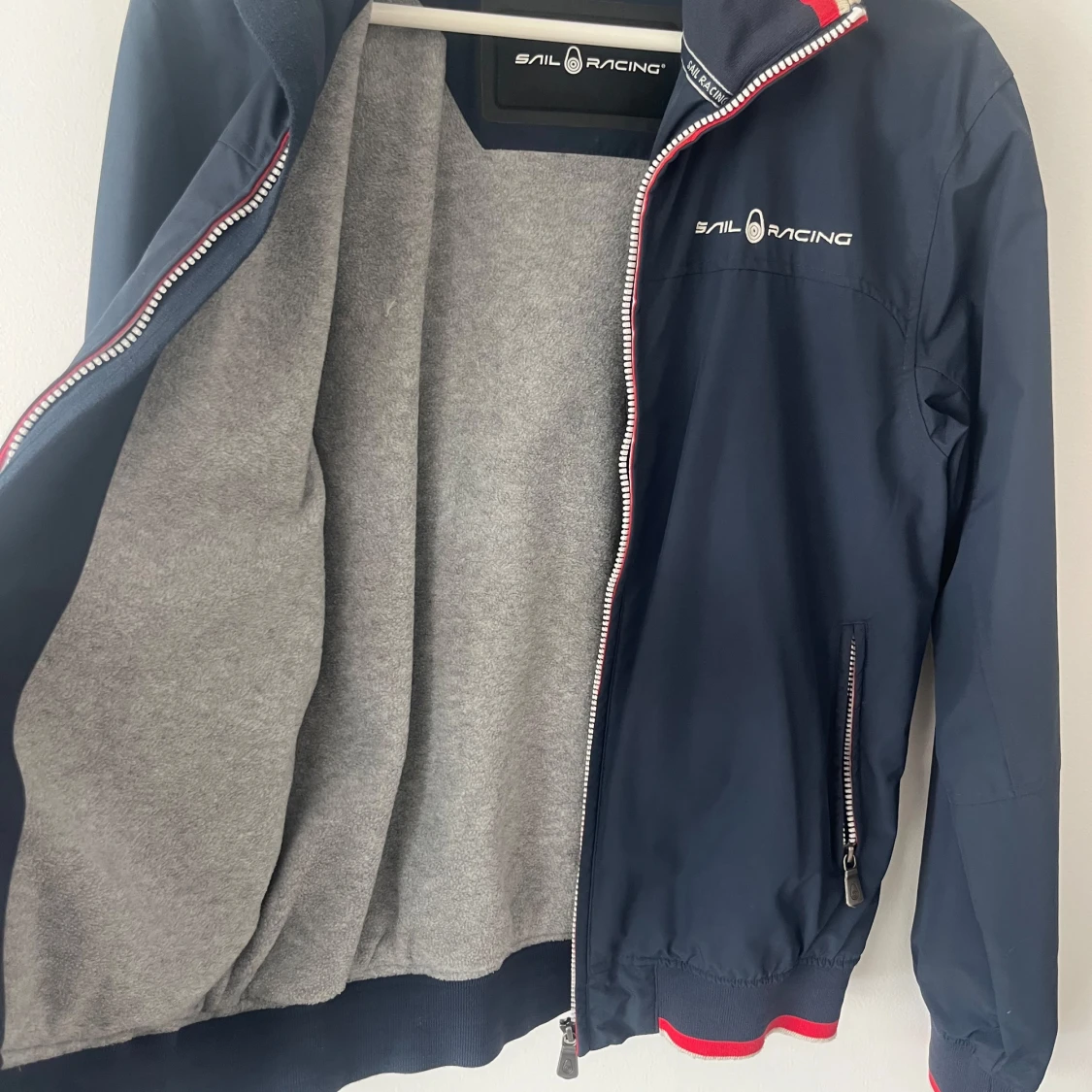 Marinblå vindjacka Sail Racing - 1